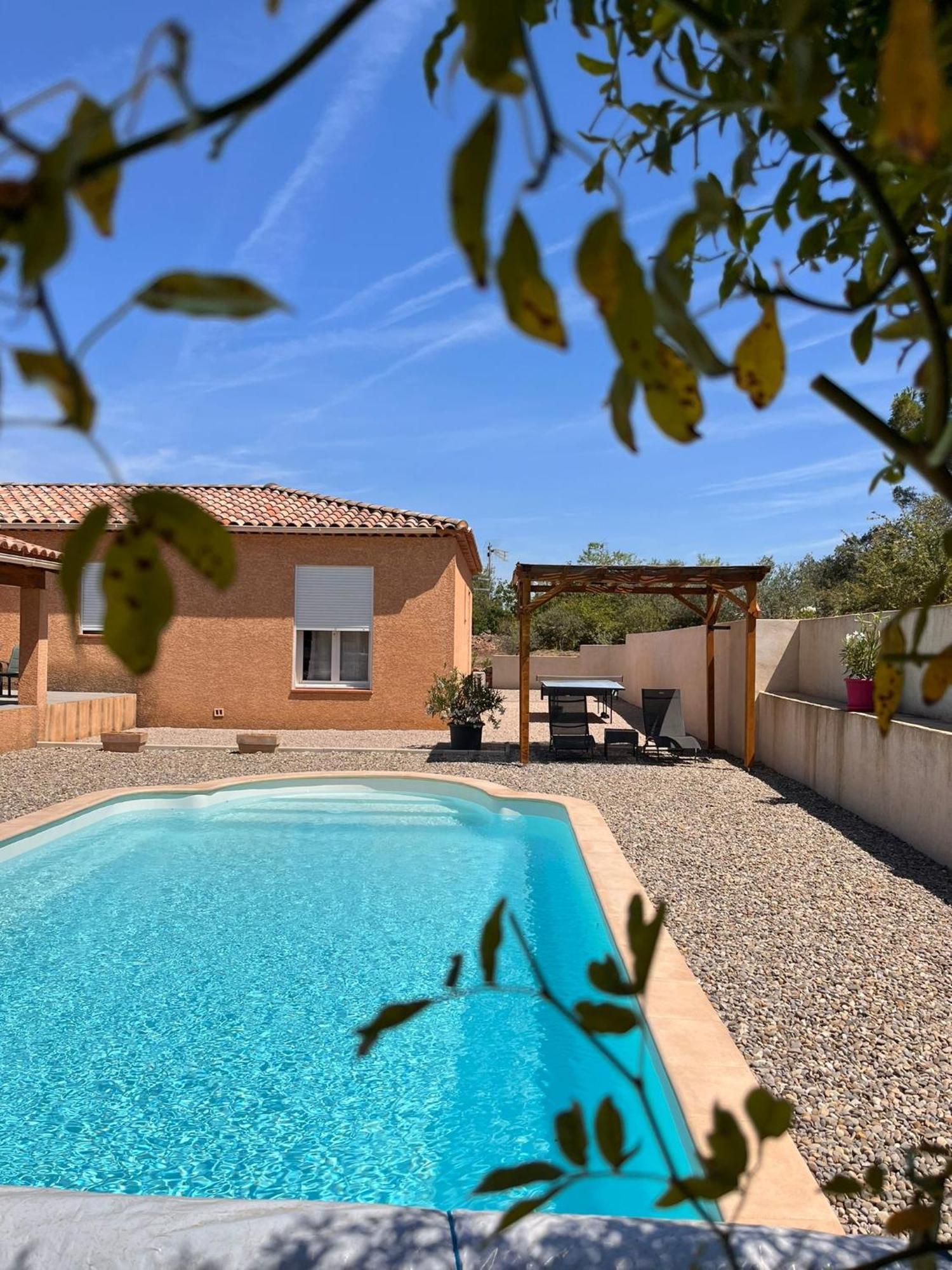 Chambres D'Hotes, B&B Climatisees La Borrellienne Saint-Maximin Buitenkant foto