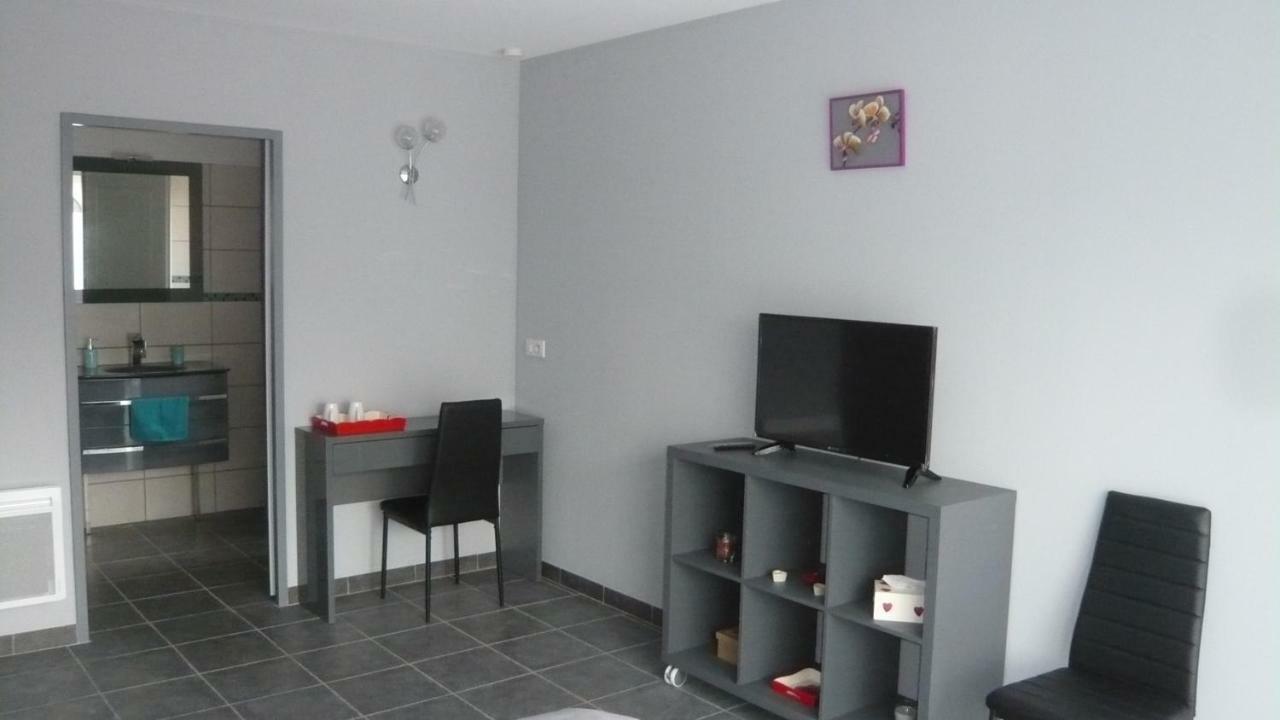 Chambres D'Hotes, B&B Climatisees La Borrellienne Saint-Maximin Buitenkant foto
