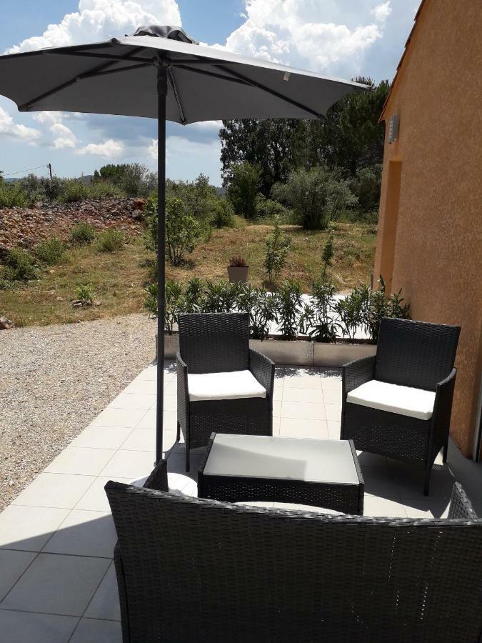 Chambres D'Hotes, B&B Climatisees La Borrellienne Saint-Maximin Buitenkant foto